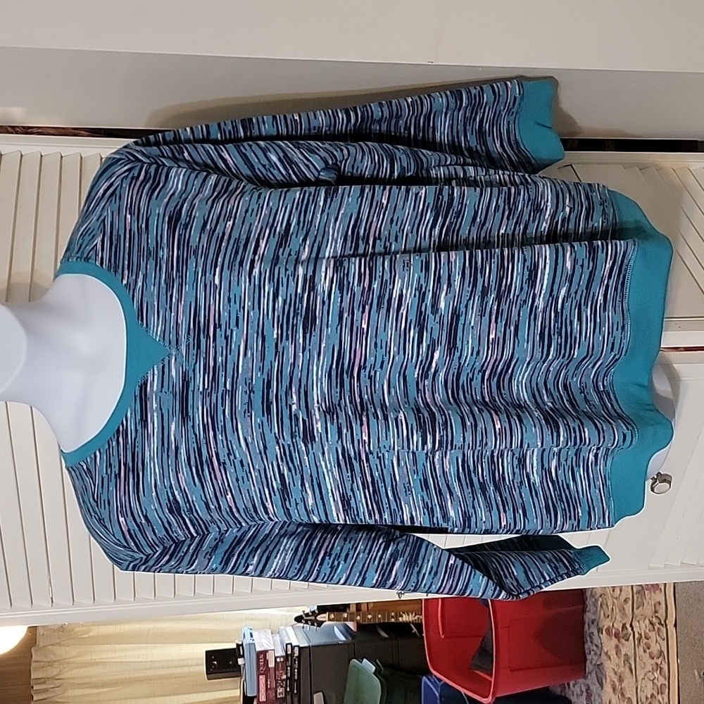 Karen Scott Sport Women's Sweatshirt 2X NWT Blue/multi